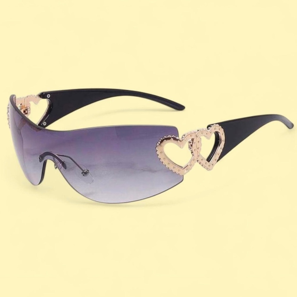 Women's Heart Accent Shield Sunglasses - Black Frame with Purple Gradient Lens